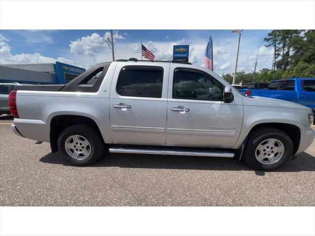 used 2012 Chevrolet Avalanche car, priced at $15,995