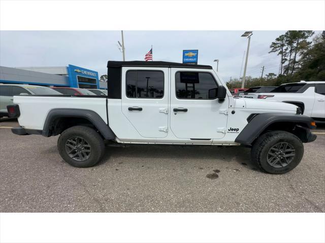 used 2020 Jeep Gladiator car, priced at $27,200