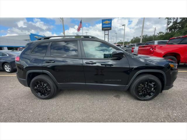 used 2023 Jeep Cherokee car, priced at $23,985