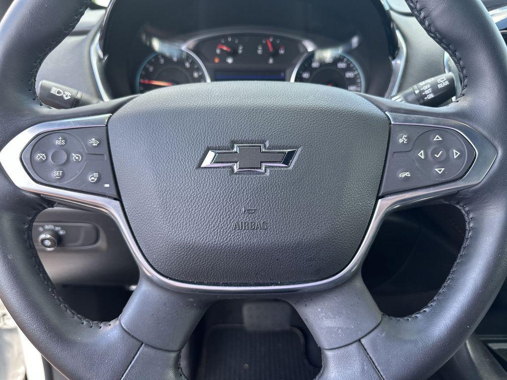 used 2022 Chevrolet Traverse car, priced at $29,625