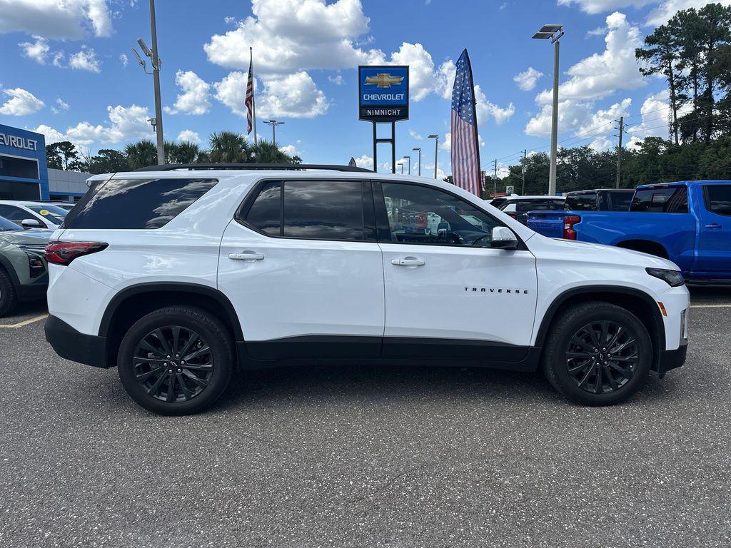 used 2022 Chevrolet Traverse car, priced at $29,625