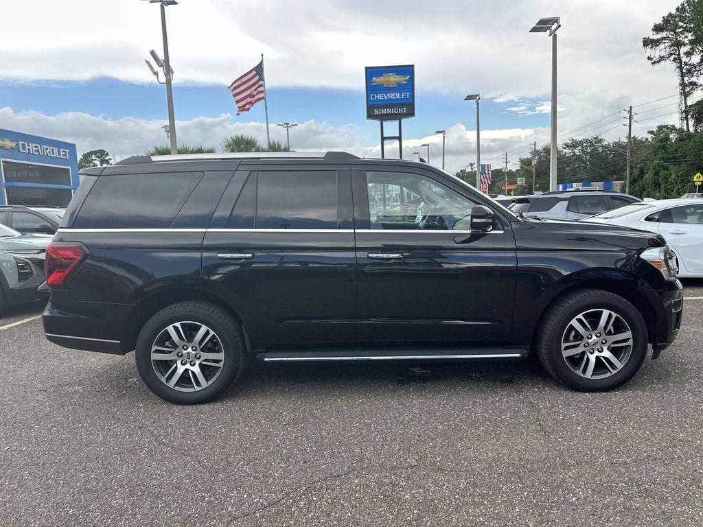 used 2023 Ford Expedition car, priced at $43,740