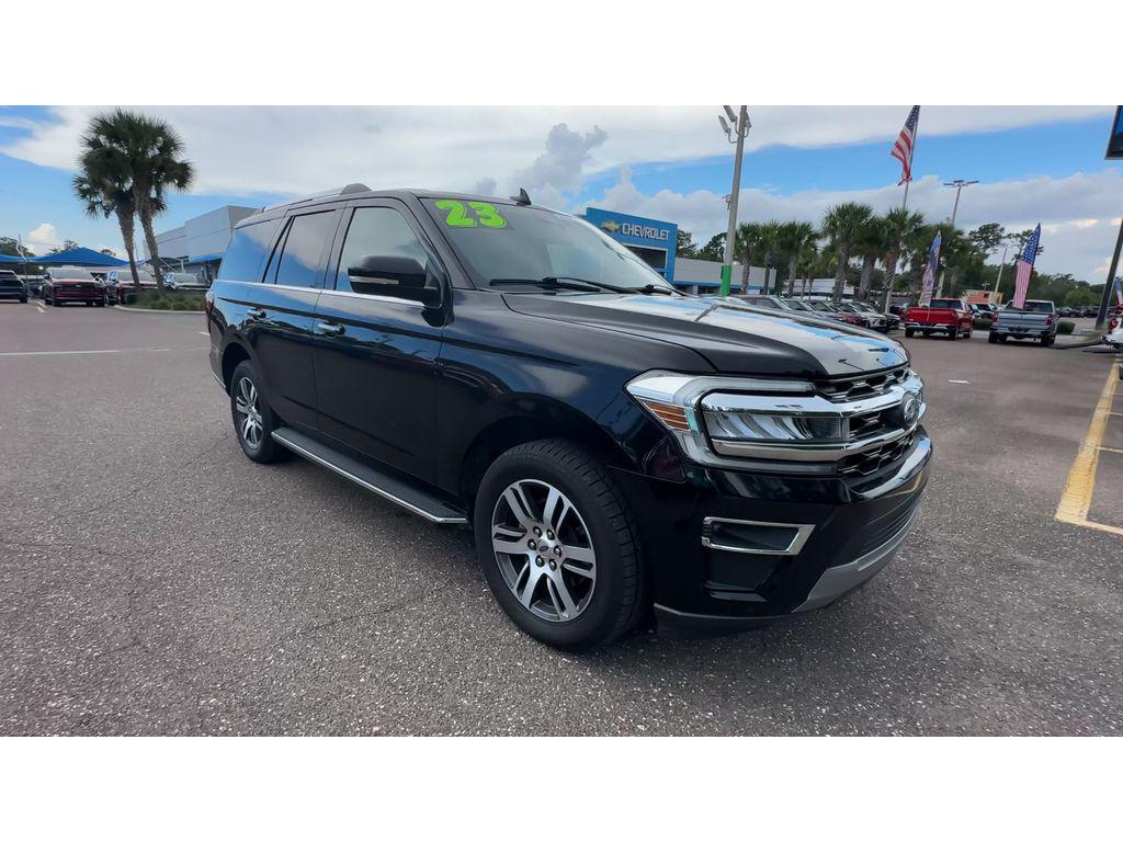 used 2023 Ford Expedition car, priced at $43,740