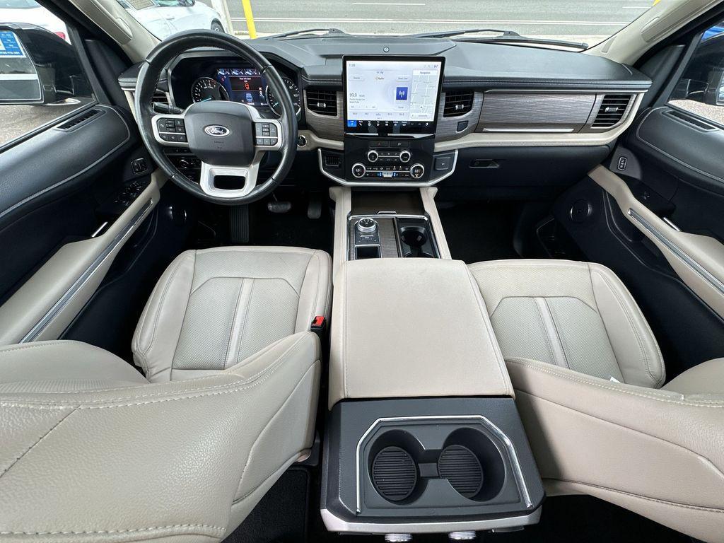 used 2023 Ford Expedition car, priced at $43,740