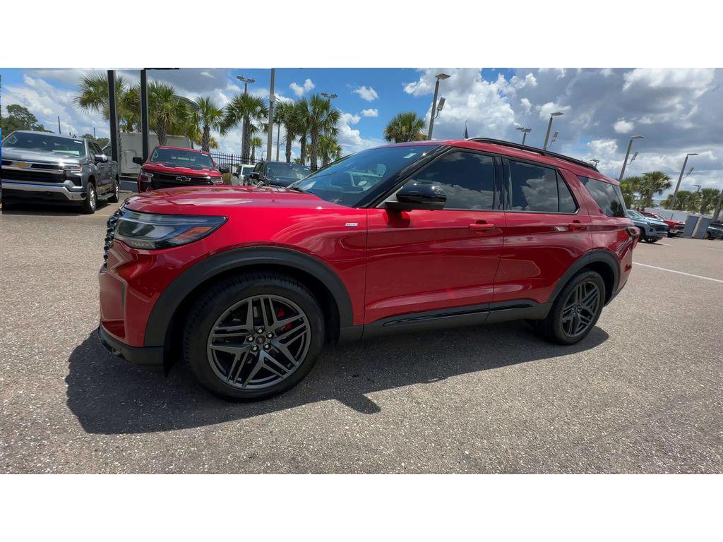 used 2025 Ford Explorer car, priced at $40,775