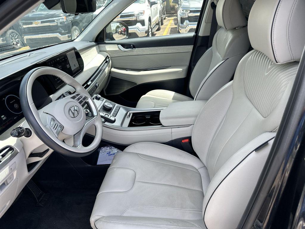 used 2024 Hyundai Palisade car, priced at $38,798