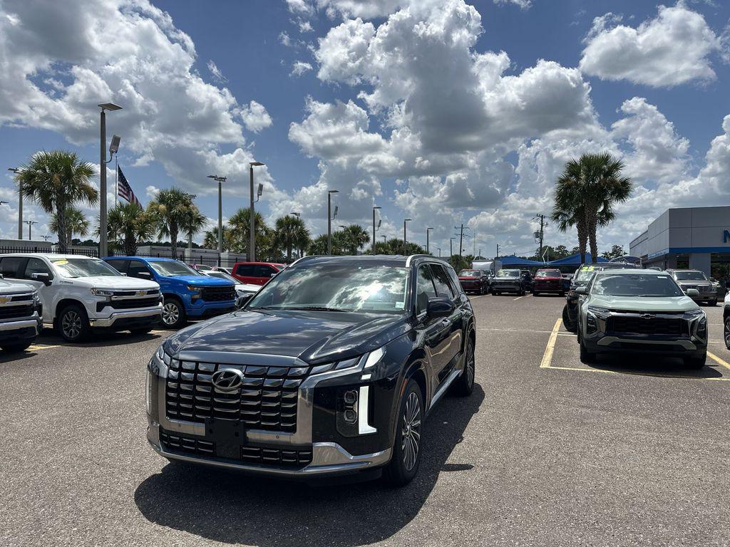 used 2024 Hyundai Palisade car, priced at $38,798