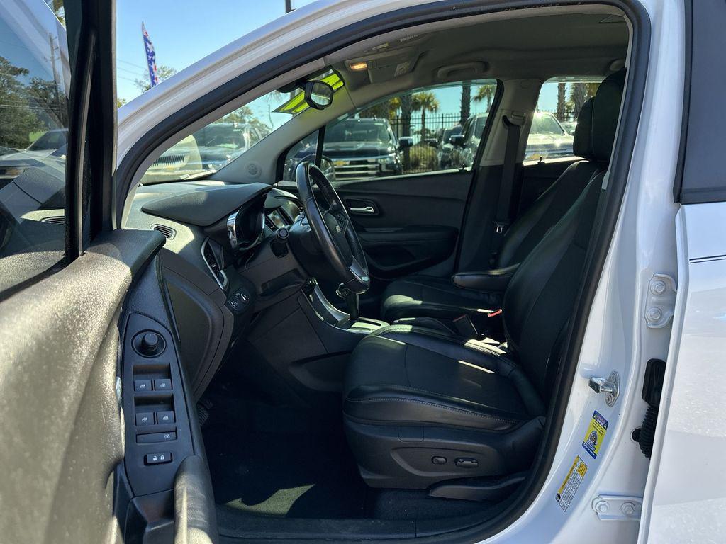 used 2019 Chevrolet Trax car, priced at $14,495