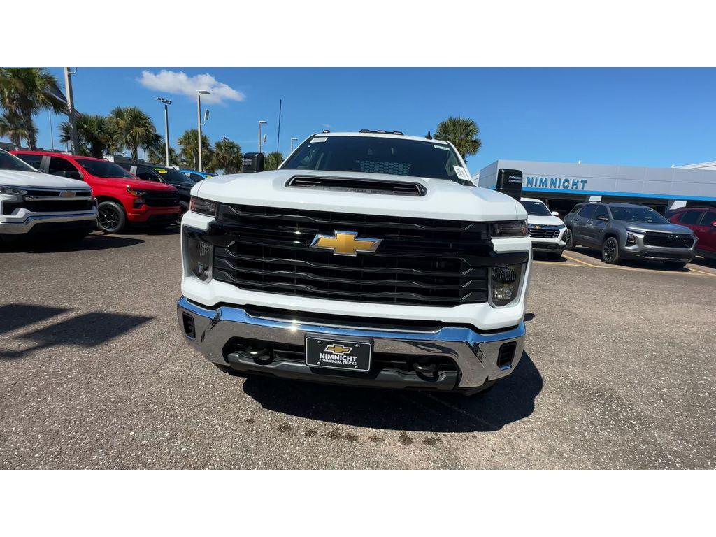 new 2025 Chevrolet Silverado 3500 car, priced at $61,713