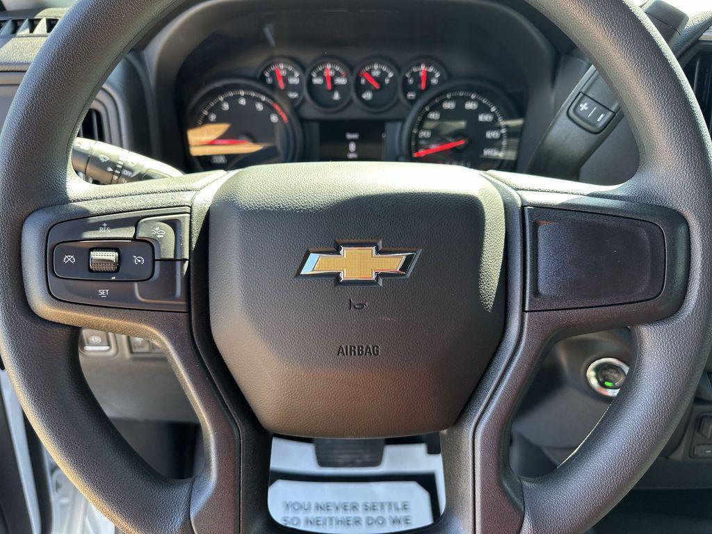 new 2025 Chevrolet Silverado 3500 car, priced at $61,713