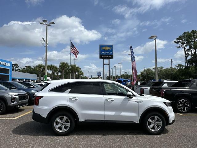 used 2023 Kia Sorento car, priced at $24,985