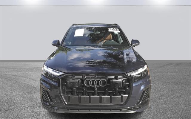 used 2025 Audi Q7 car, priced at $55,999