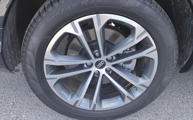 used 2025 Audi Q7 car, priced at $55,999