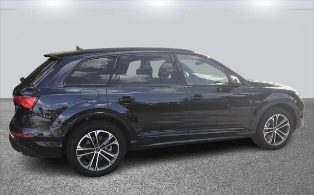 used 2025 Audi Q7 car, priced at $55,999
