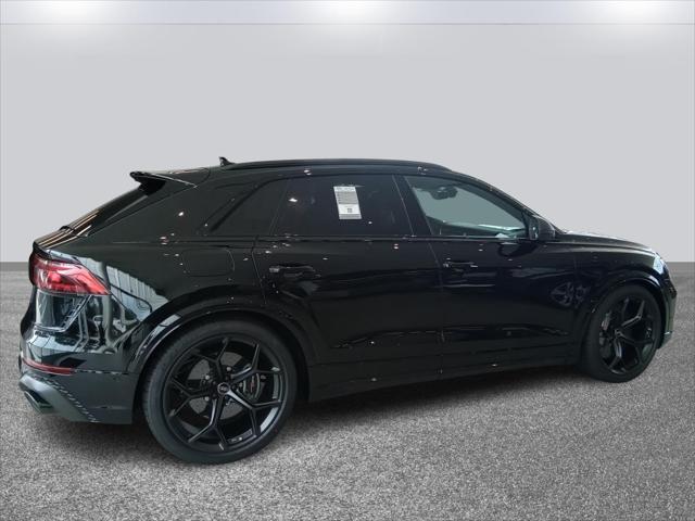 new 2025 Audi RS Q8 car, priced at $151,485