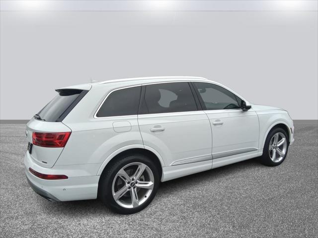 used 2019 Audi Q7 car, priced at $20,999