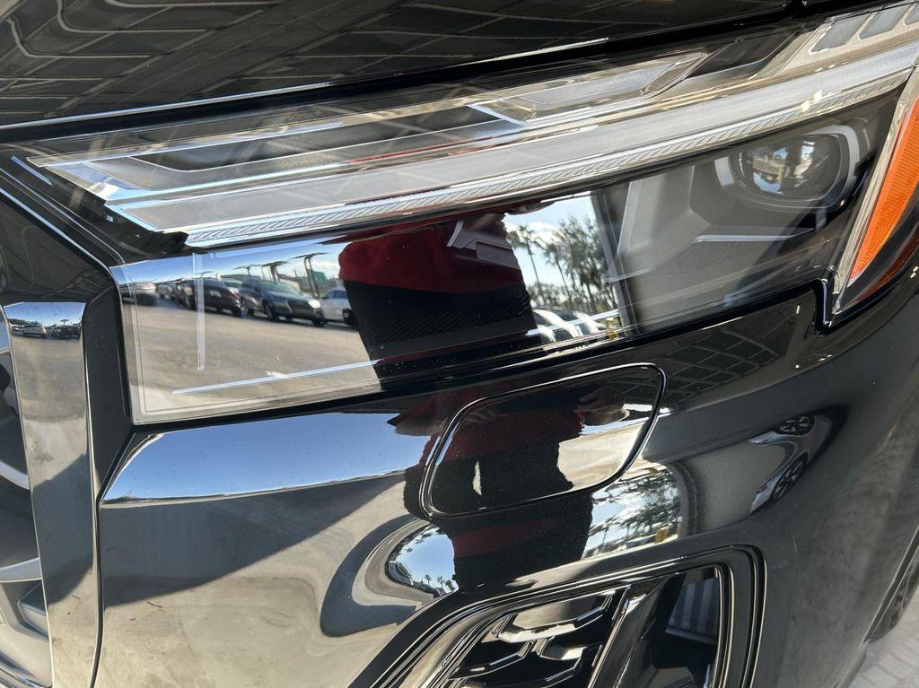 new 2026 Audi Q7 car, priced at $84,340