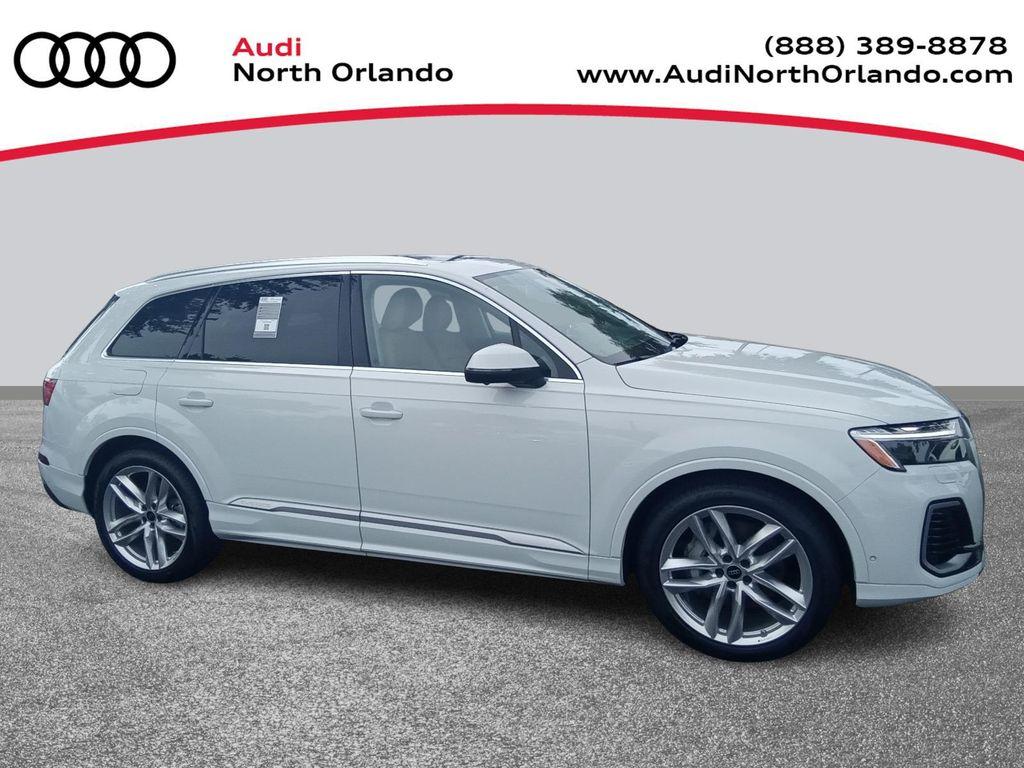 new 2025 Audi Q7 car, priced at $76,205