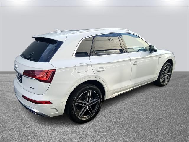 new 2025 Audi Q5 car, priced at $70,770