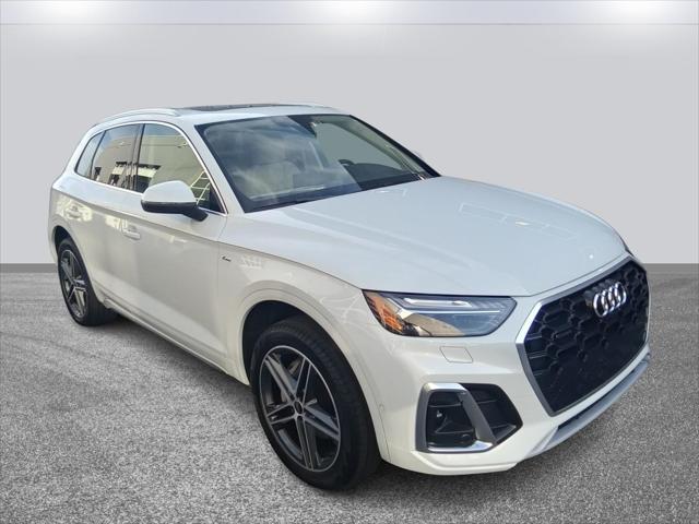 new 2025 Audi Q5 car, priced at $70,770