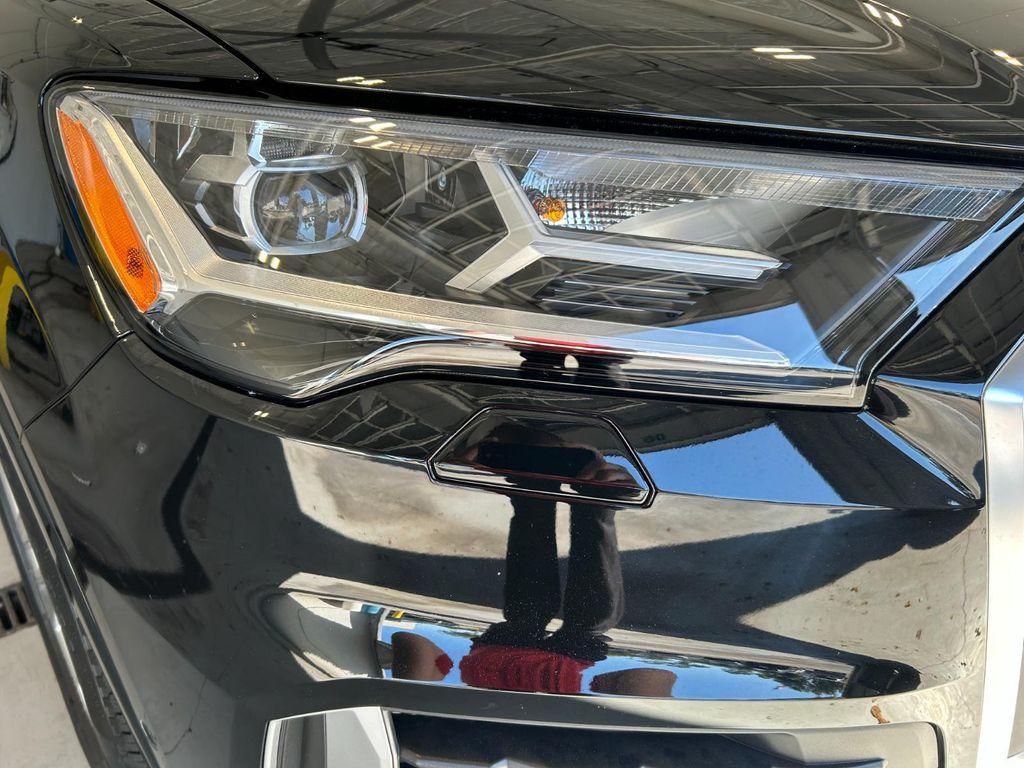 used 2023 Audi Q7 car, priced at $42,500