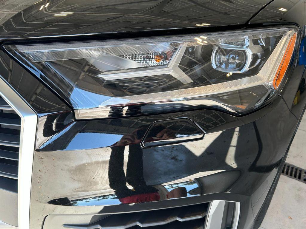 used 2023 Audi Q7 car, priced at $42,500