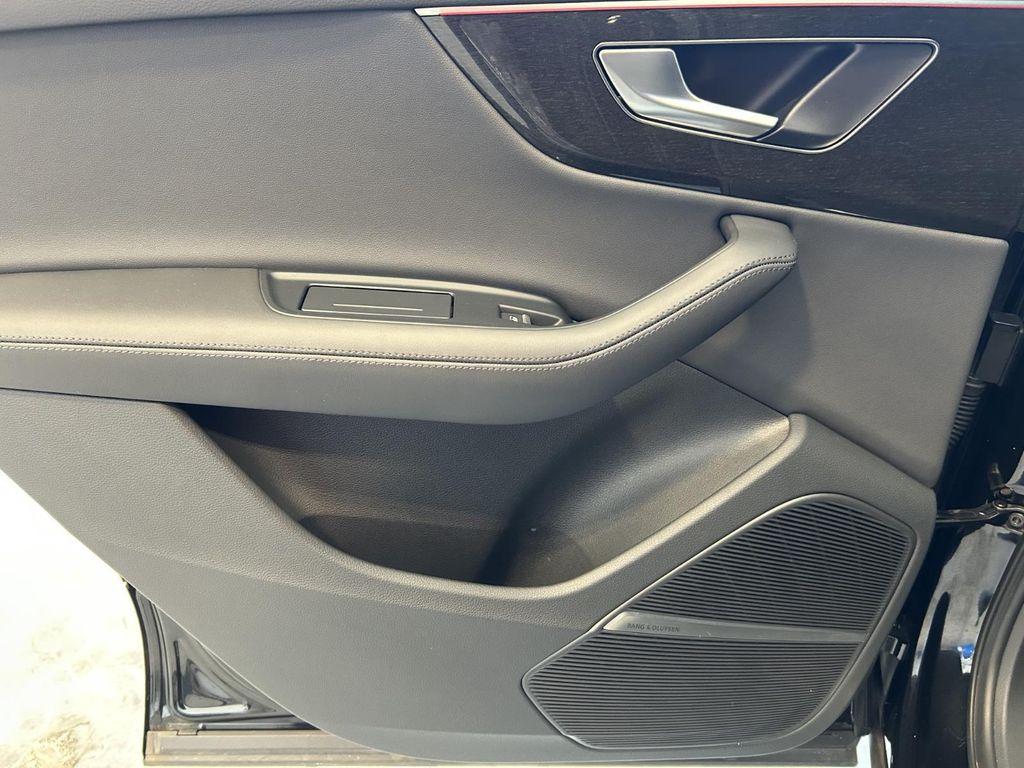 used 2023 Audi Q7 car, priced at $42,500