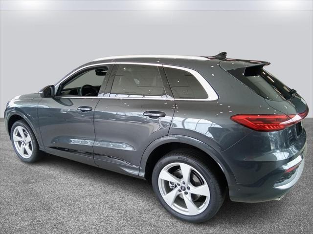 new 2025 Audi Q5 car, priced at $61,300