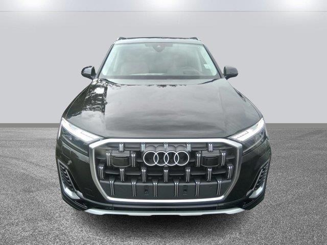 new 2025 Audi Q7 car, priced at $81,710