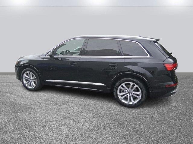 new 2025 Audi Q7 car, priced at $81,710