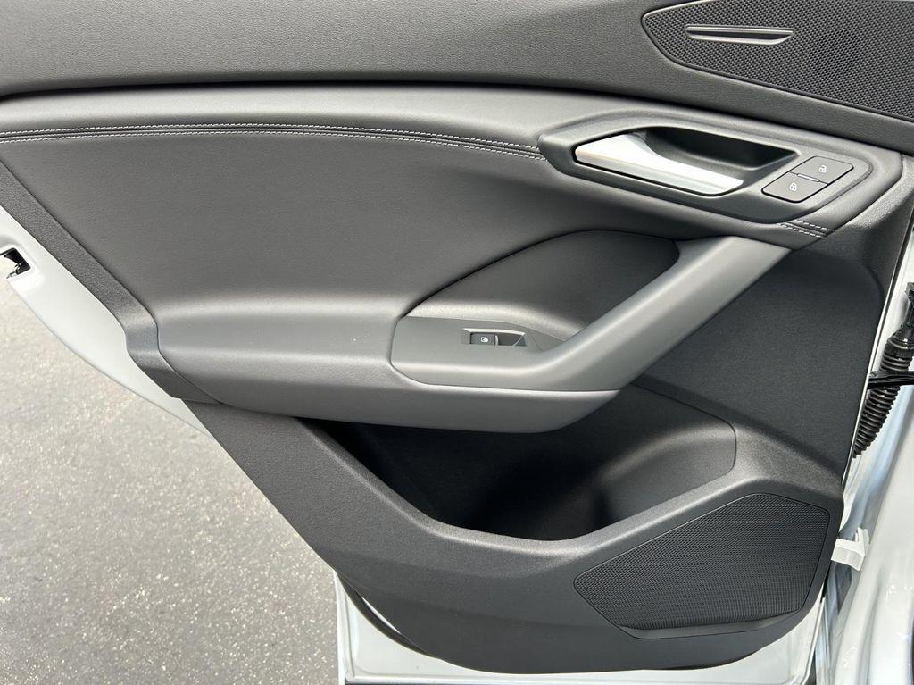 new 2025 Audi Q6 e-tron car, priced at $70,000