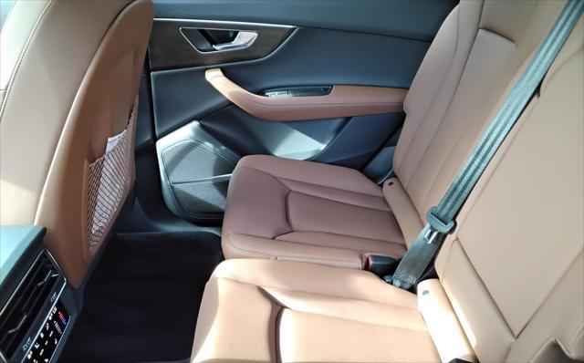 new 2025 Audi Q7 car, priced at $75,755