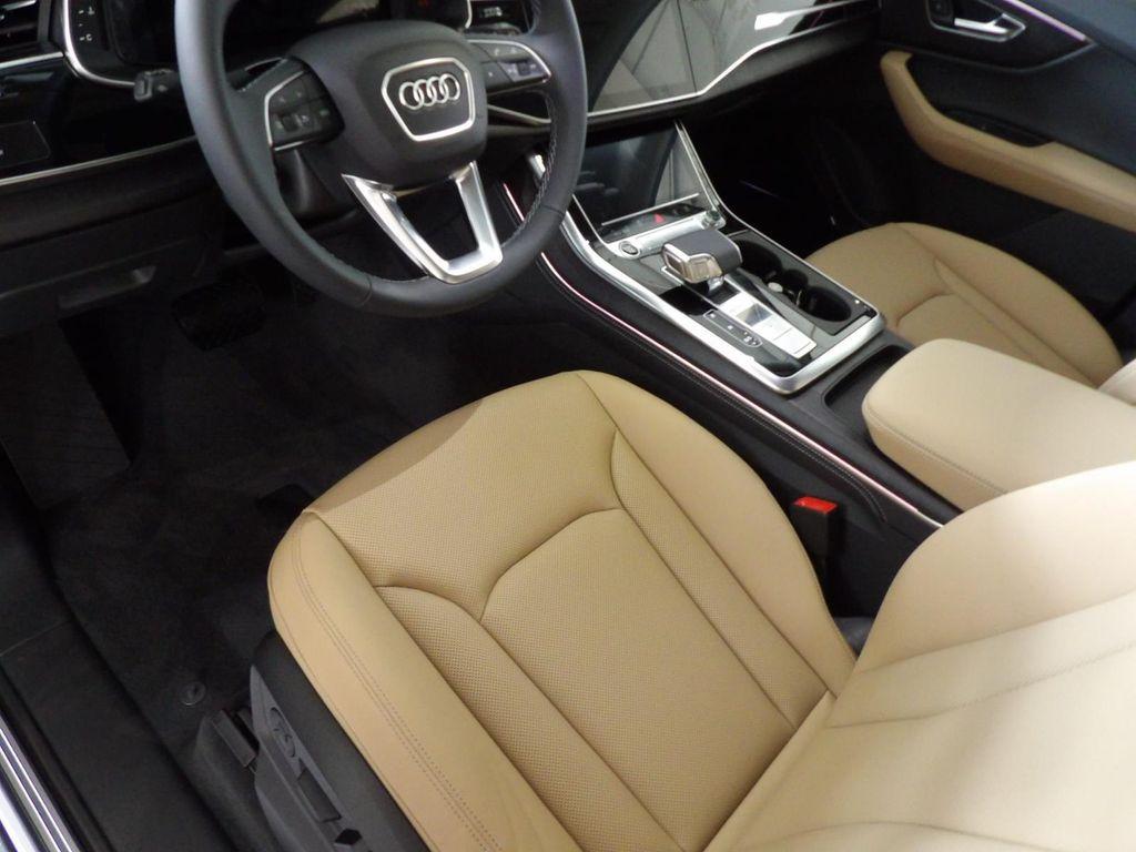 new 2025 Audi Q7 car, priced at $77,080