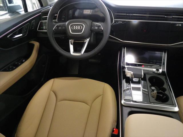 new 2025 Audi Q7 car, priced at $77,080