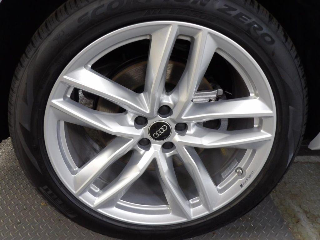 new 2025 Audi Q7 car, priced at $77,080