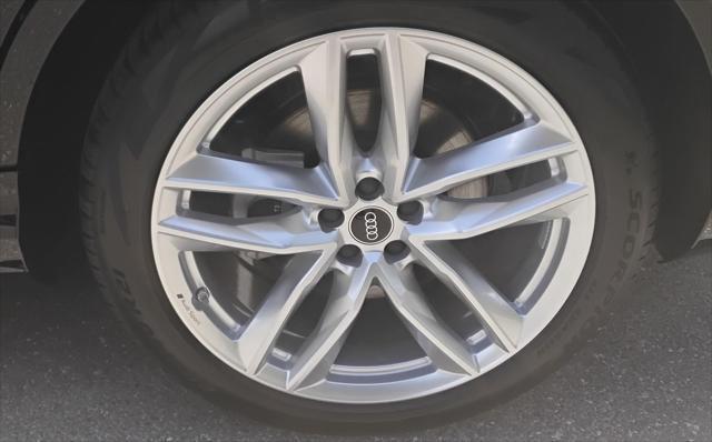 new 2025 Audi Q7 car, priced at $76,205