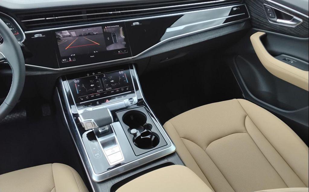 new 2025 Audi Q7 car, priced at $77,080
