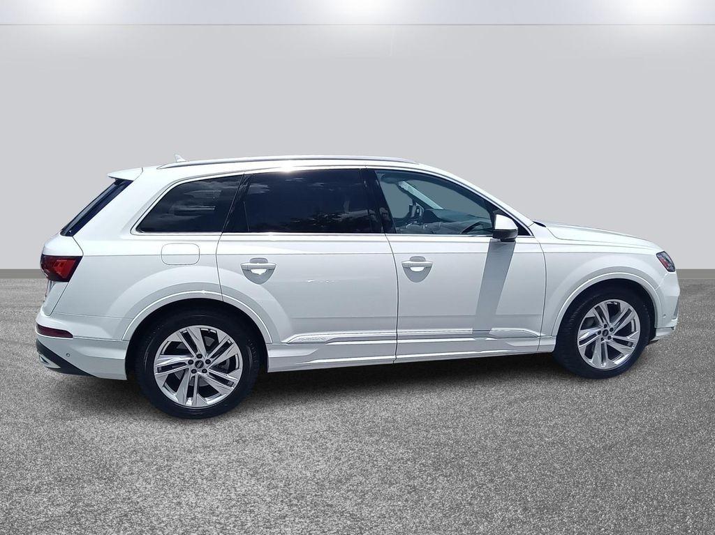 used 2023 Audi Q7 car, priced at $40,997