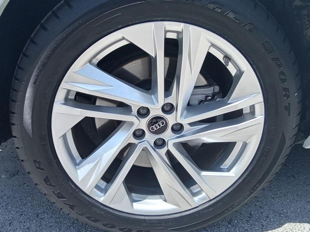used 2023 Audi Q7 car, priced at $40,997