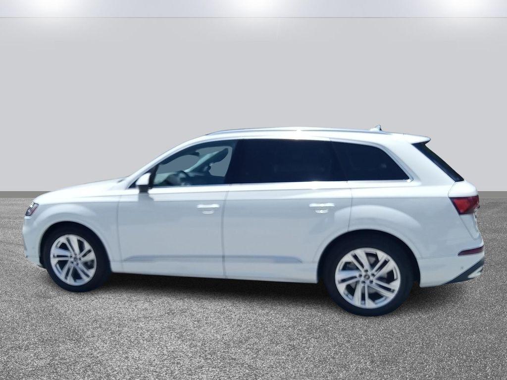 used 2023 Audi Q7 car, priced at $40,997