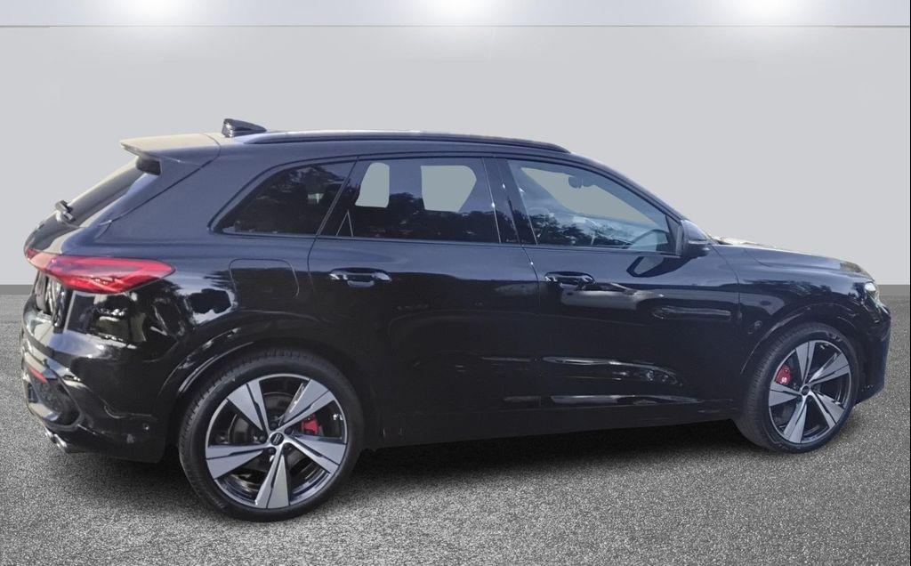 new 2025 Audi SQ5 car, priced at $74,265