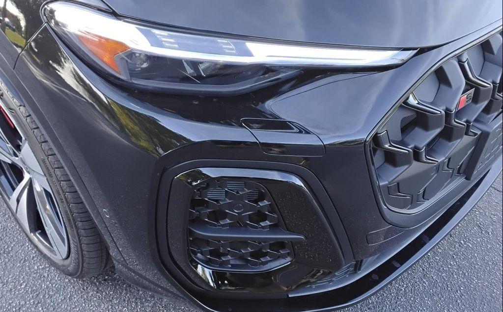 new 2025 Audi SQ5 car, priced at $74,265