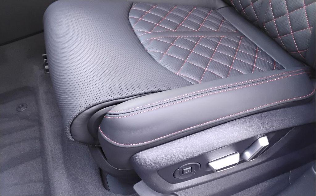 new 2026 Audi Q7 car, priced at $84,340