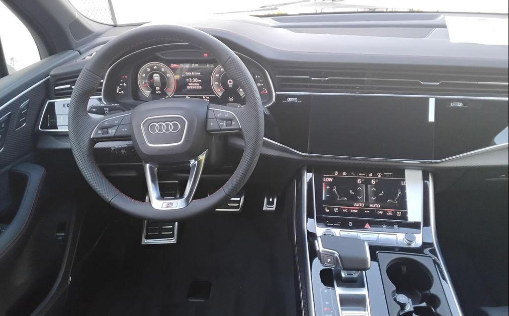 new 2026 Audi Q7 car, priced at $84,340