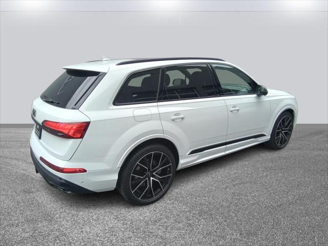 new 2025 Audi Q7 car, priced at $86,100