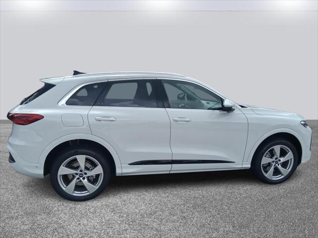 new 2025 Audi Q5 car, priced at $60,350