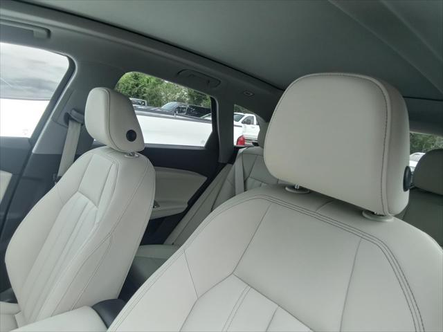 new 2025 Audi Q5 car, priced at $60,350