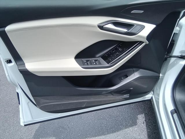 new 2025 Audi Q6 e-tron car, priced at $77,750
