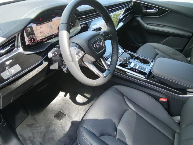 new 2025 Audi Q7 car, priced at $75,925