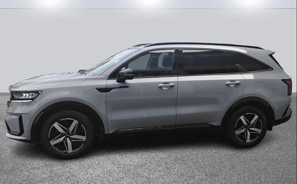 used 2022 Kia Sorento car, priced at $27,500